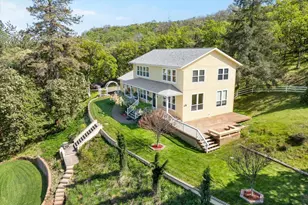 2875 Mel Lowe Ln, Medford, OR 97501 - Photo 3