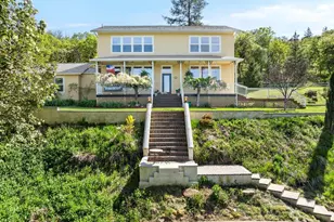 2875 Mel Lowe Ln, Medford, OR 97501 - Photo 5