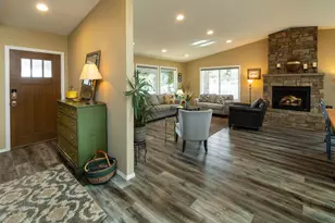 19189 Dayton Rd, Bend, OR 97703 - Photo 7