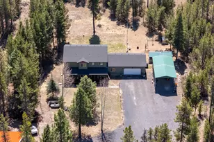52302 Whispering Pines Rd, La Pine, OR 97739 - Photo 3