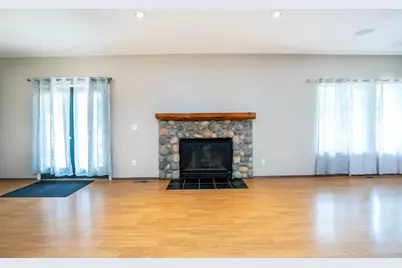 52302 Whispering Pines Road, La Pine, OR 97739 - Photo 17
