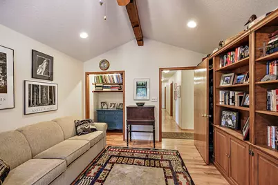 440 Richard Way, Jacksonville, OR 97530 - Photo 13