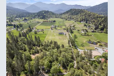 5802 Jerome Prairie Road, Grants Pass, OR 97527 - Photo 47