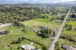 5802 Jerome Prairie Rd, Grants Pass, OR 97527 - Photo 43