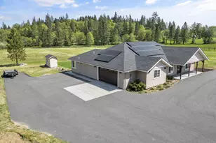 5802 Jerome Prairie Rd, Grants Pass, OR 97527 - Photo 5