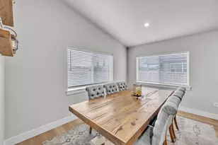 51751 Morning Pne Dr, La Pine, OR 97739 - Photo 13