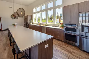 3911 NE Oakside Loop, Bend, OR 97701 - Photo 27