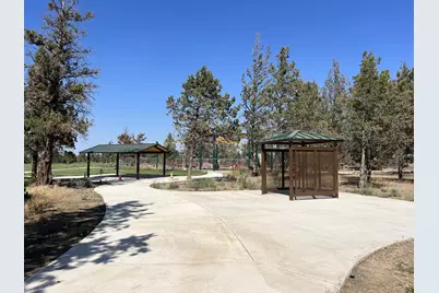 3911 NE Oakside Loop, Bend, OR 97701 - Photo 33