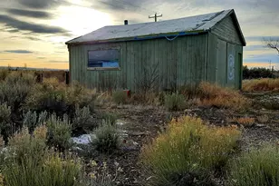 88052 Cedar St, Christmas Valley, OR 97641 - Photo 11