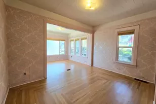 234 N 1st St, Klamath Falls, OR 97601 - Photo 17