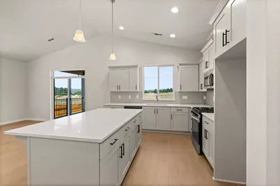 109 Valemont Drive #32, Eagle Point, OR 97524 - Photo 19