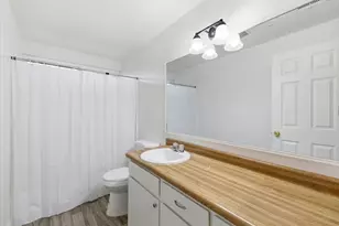 1687 Lillian St, Medford, OR 97501 - Photo 13