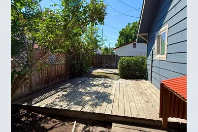 1914 Portland Street, Klamath Falls, OR 97601 - Photo 27