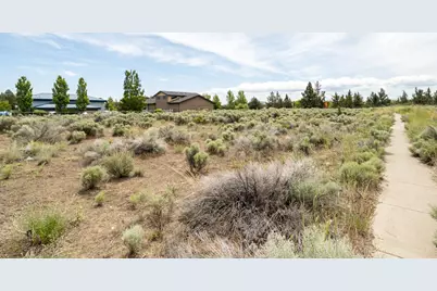 63702 Clausen Drive, Bend, OR 97701 - Photo 3