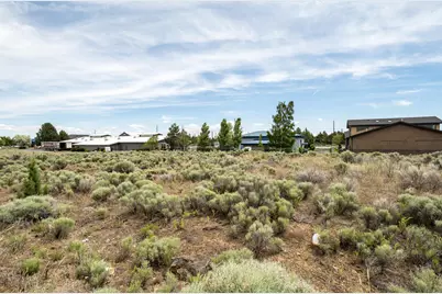 63702 Clausen Drive, Bend, OR 97701 - Photo 7