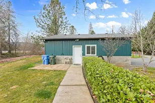 149 Queens Branch Rd, Rogue River, OR 97537 - Photo 31