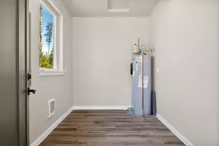 16932 Upland Rd, Bend, OR 97707 - Photo 19