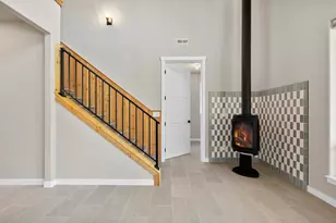 16932 Upland Rd, Bend, OR 97707 - Photo 23