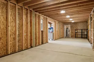 16932 Upland Rd, Bend, OR 97707 - Photo 35