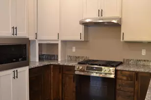 2181 SE Wyndham Way, Grants Pass, OR 97527 - Photo 9