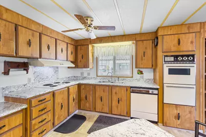 301 Freeman Road #UNIT 23, Central Point, OR 97502 - Photo 13