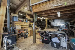 64950 Glacier View Dr, Bend, OR 97703 - Photo 61