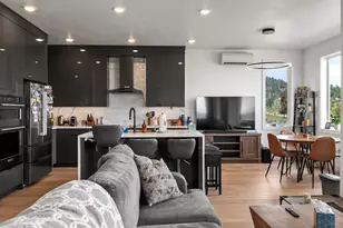 2580 N W Awbrey Point Cir, Bend, OR 97703 - Photo 63