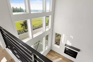 2580 N W Awbrey Point Cir, Bend, OR 97703 - Photo 37