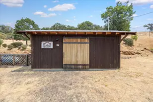 7575 Torrey Pines Terrace, Eagle Point, OR 97524 - Photo 45