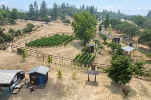 7575 Torrey Pines Terrace, Eagle Point, OR 97524 - Photo 13