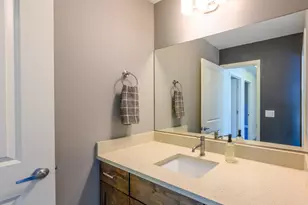 2341 NW Debron Ln, Bend, OR 97703 - Photo 27