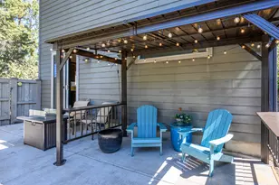 2341 NW Debron Ln, Bend, OR 97703 - Photo 31