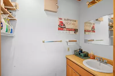 10744 Highway 62, Eagle Point, OR 97524 - Photo 9