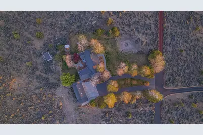 67076 Sunburst Street, Bend, OR 97703 - Photo 79