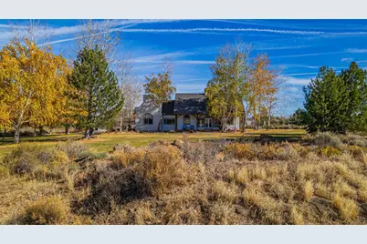 67076 Sunburst Street, Bend, OR 97703 - Photo 71