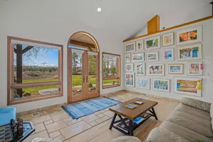 67076 Sunburst St, Bend, OR 97703 - Photo 7