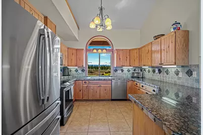 67076 Sunburst Street, Bend, OR 97703 - Photo 19