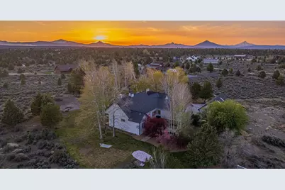 67076 Sunburst Street, Bend, OR 97703 - Photo 81