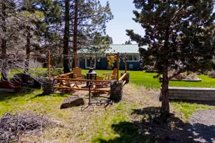 20873 SE Greenmont Dr, Bend, OR 97702 - Photo 5