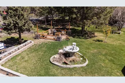 20873 SE Greenmont Drive, Bend, OR 97702 - Photo 27