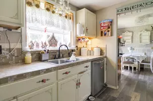 20873 SE Greenmont Dr, Bend, OR 97702 - Photo 15