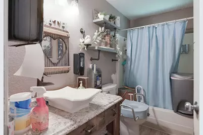 20873 SE Greenmont Drive, Bend, OR 97702 - Photo 3