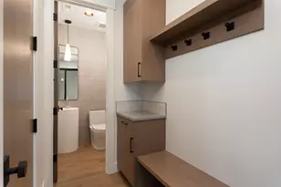 1134 NW Ochoa Dr, Bend, OR 97703 - Photo 17