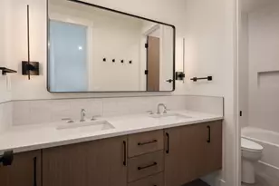 1134 NW Ochoa Dr, Bend, OR 97703 - Photo 27