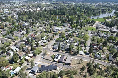 636 NW Portland Avenue, Bend, OR 97703 - Photo 51