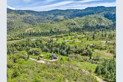 545 Conifer Way, Ashland, OR 97520 - Photo 45