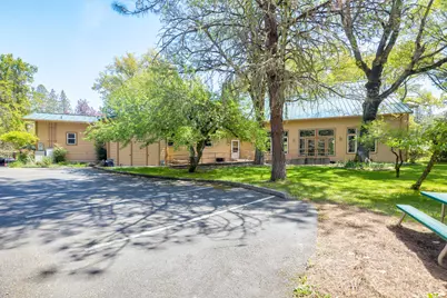 459 Galice Road, Merlin, OR 97532 - Photo 23