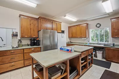 459 Galice Road, Merlin, OR 97532 - Photo 33