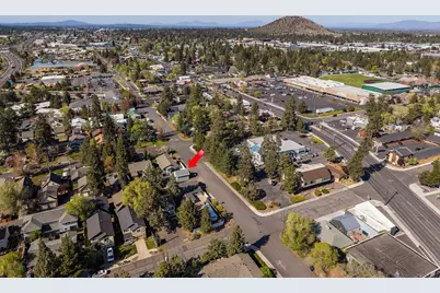 195 SE Roosevelt Avenue, Bend, OR 97702 - Photo 43