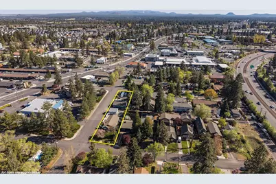 195 SE Roosevelt Avenue, Bend, OR 97702 - Photo 39